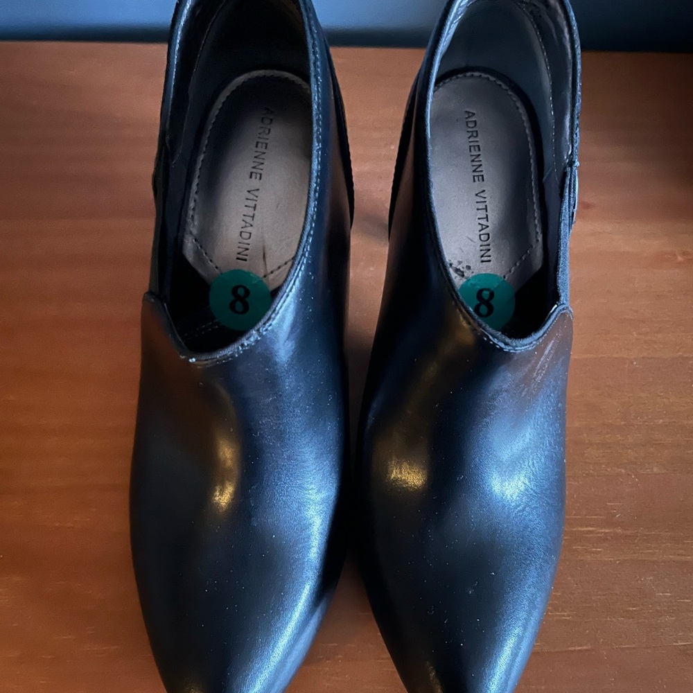 3/$12 Adrienne Vittadini Black Ankle Booties